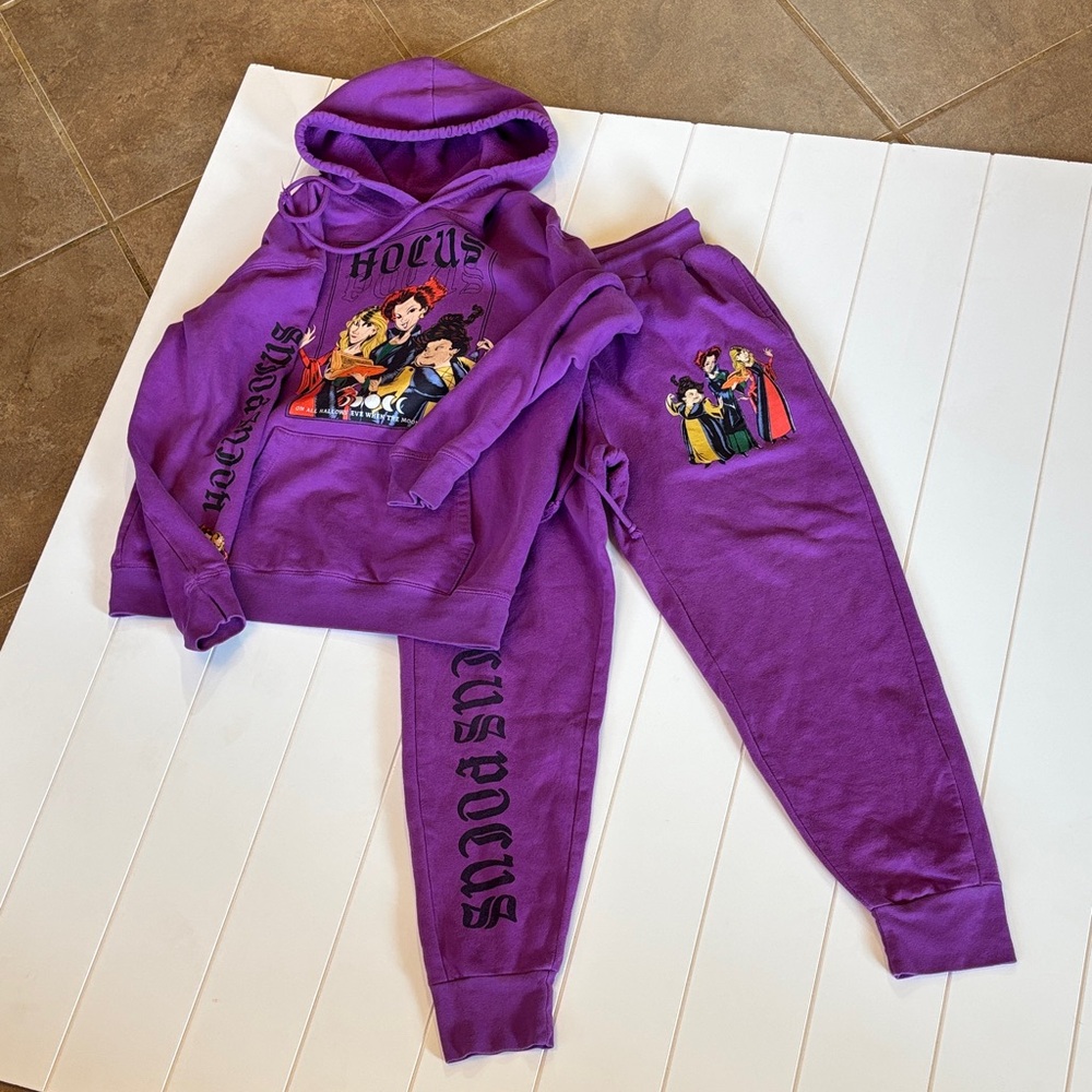 Disneys Hocus Pocus Matching Set! Size small